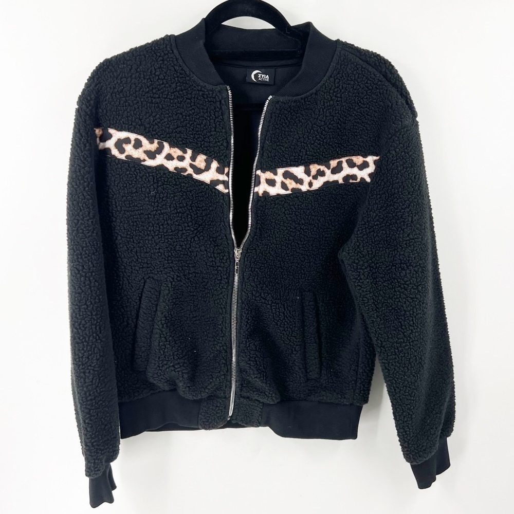 ✅ Zyia Black Leopard Flying V Fleece Jacket SMALL FULL ZIP